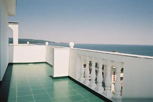 левтери 2* Приморско