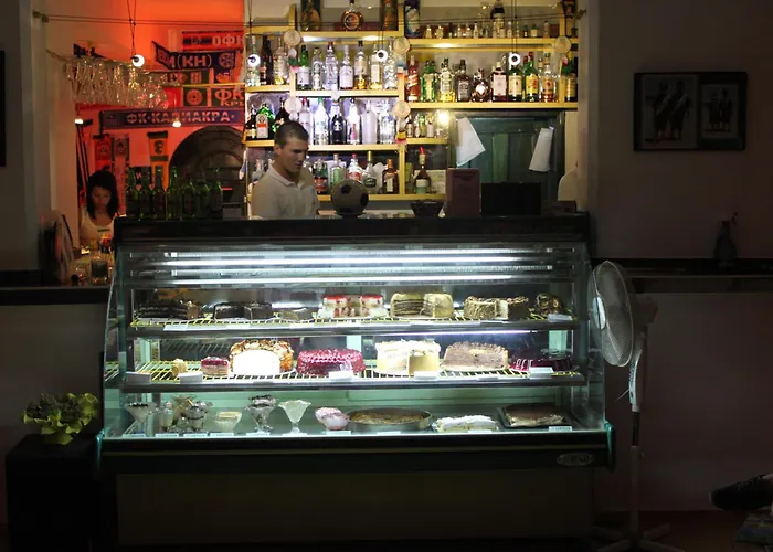 Хотел левтери Приморско